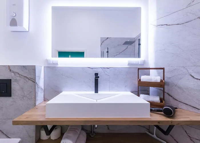 Hevals & Design * برلين