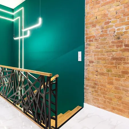 Apartment Hevals & Design